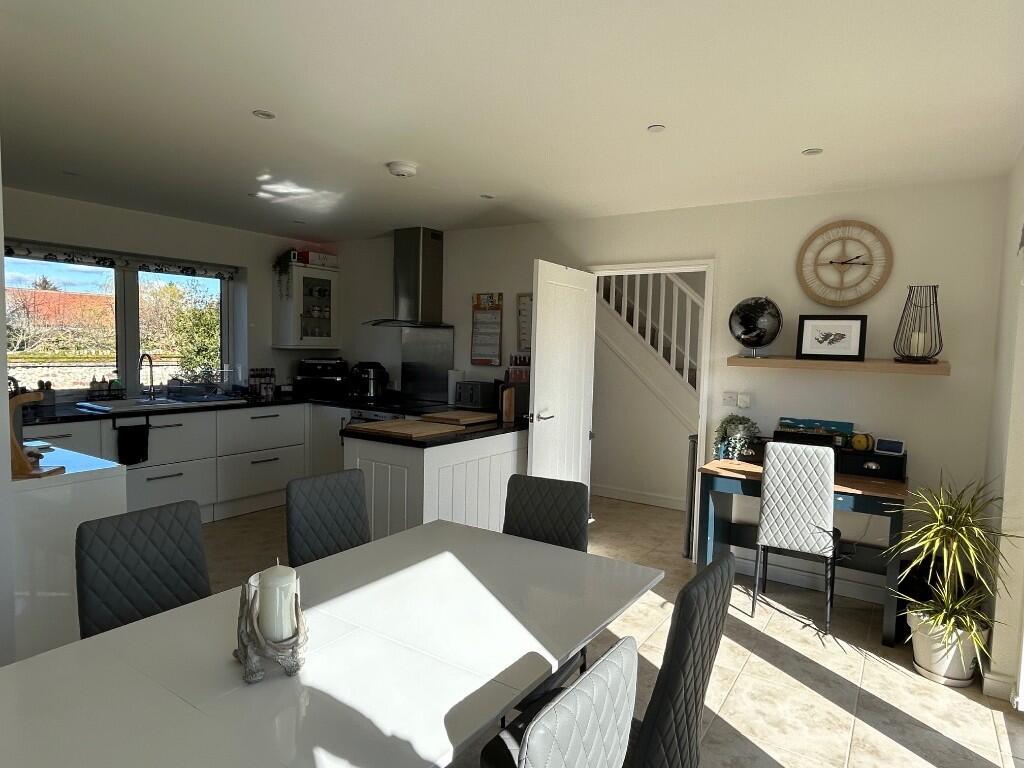 House in Ipswich - View 5