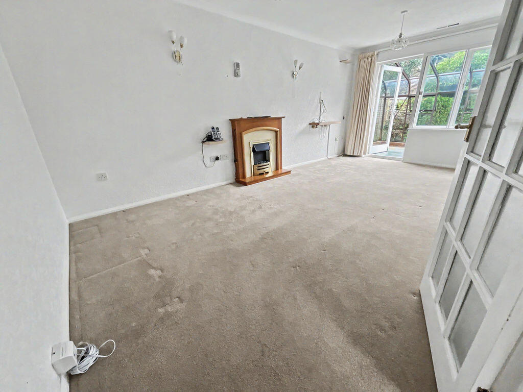 House in New Forest, Neacroft, Bransgore - View 2