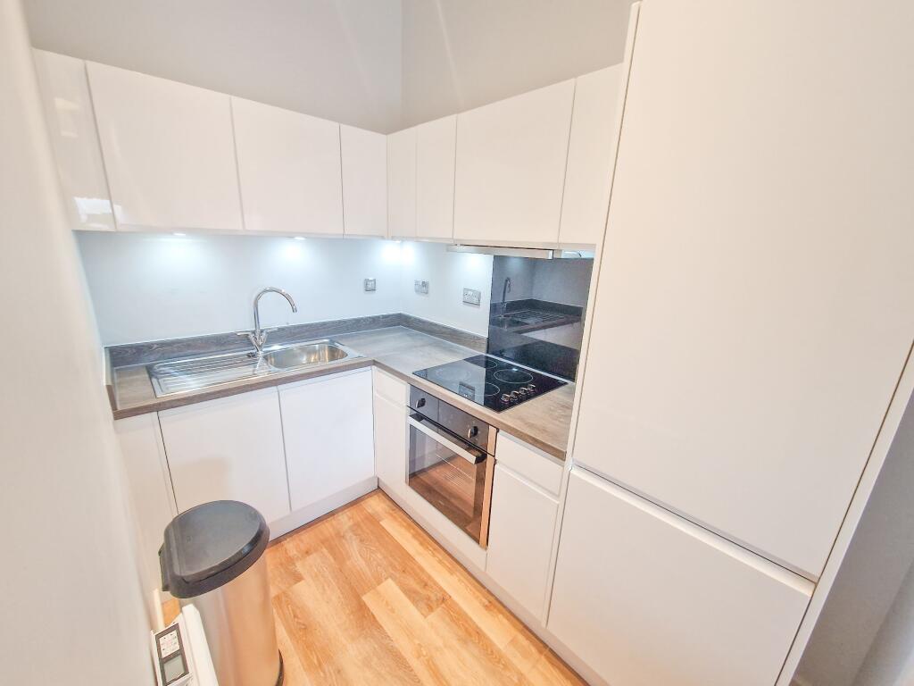Main image of property: Tate House, 5-7 New York Road, Leeds, West Yorkshire, LS2 7QW, UK