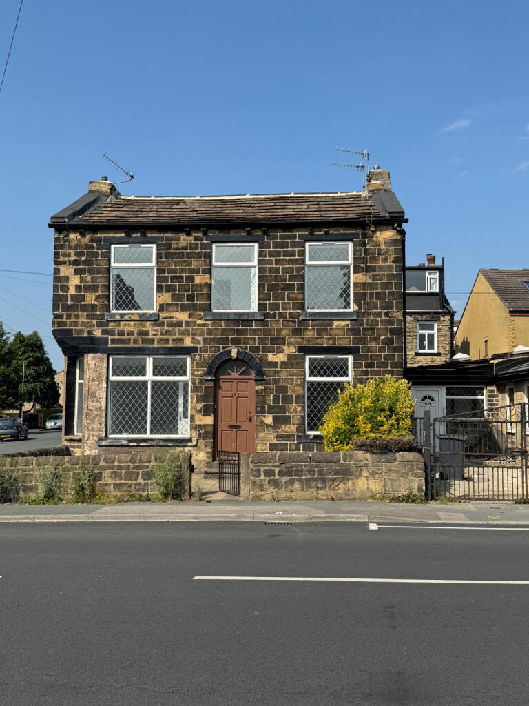 Main image of property: Bradford, BD10 0BN