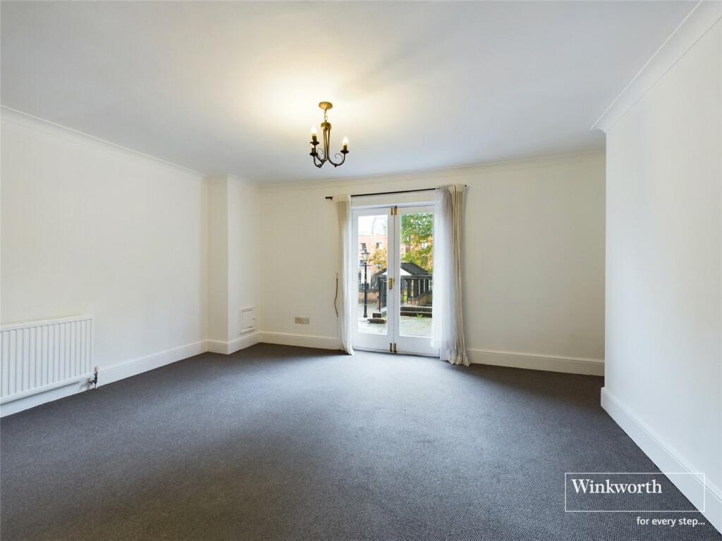 Apartment in Reading - View 3