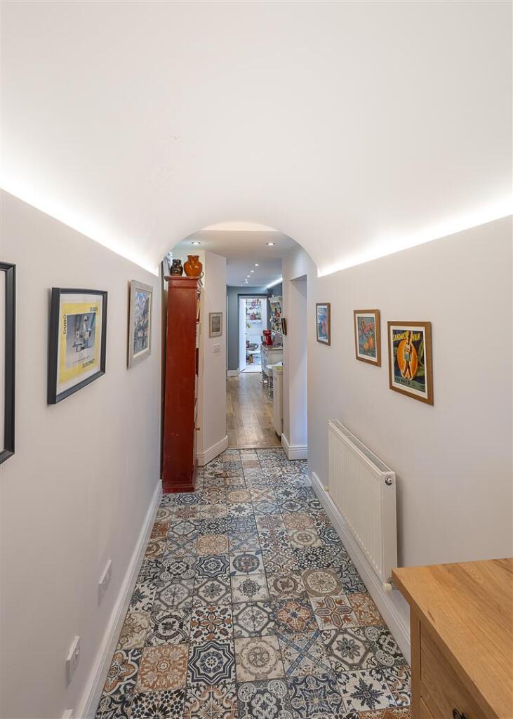 Apartment in North Tyneside, North East - More