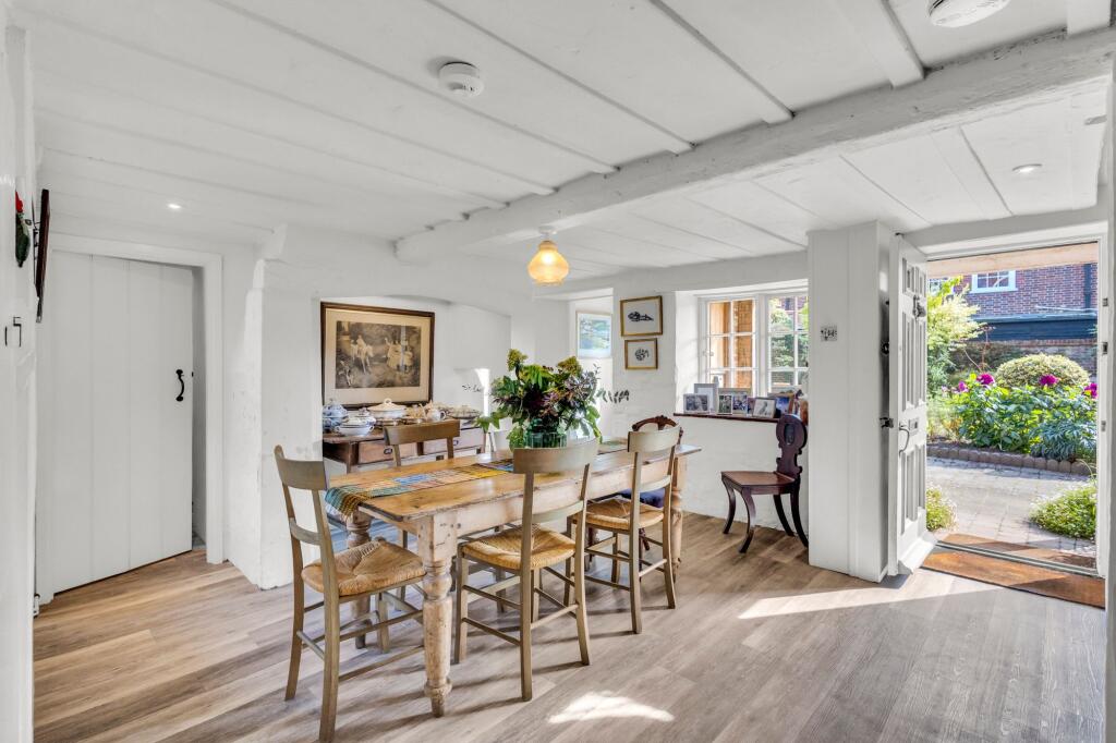 House in Ashford, Appledore - More