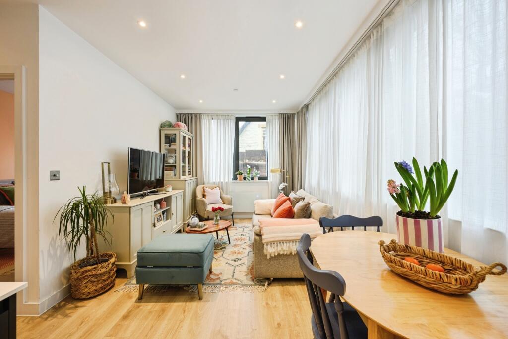 Main image of property: Station Road, Redhill, Surrey, RH1