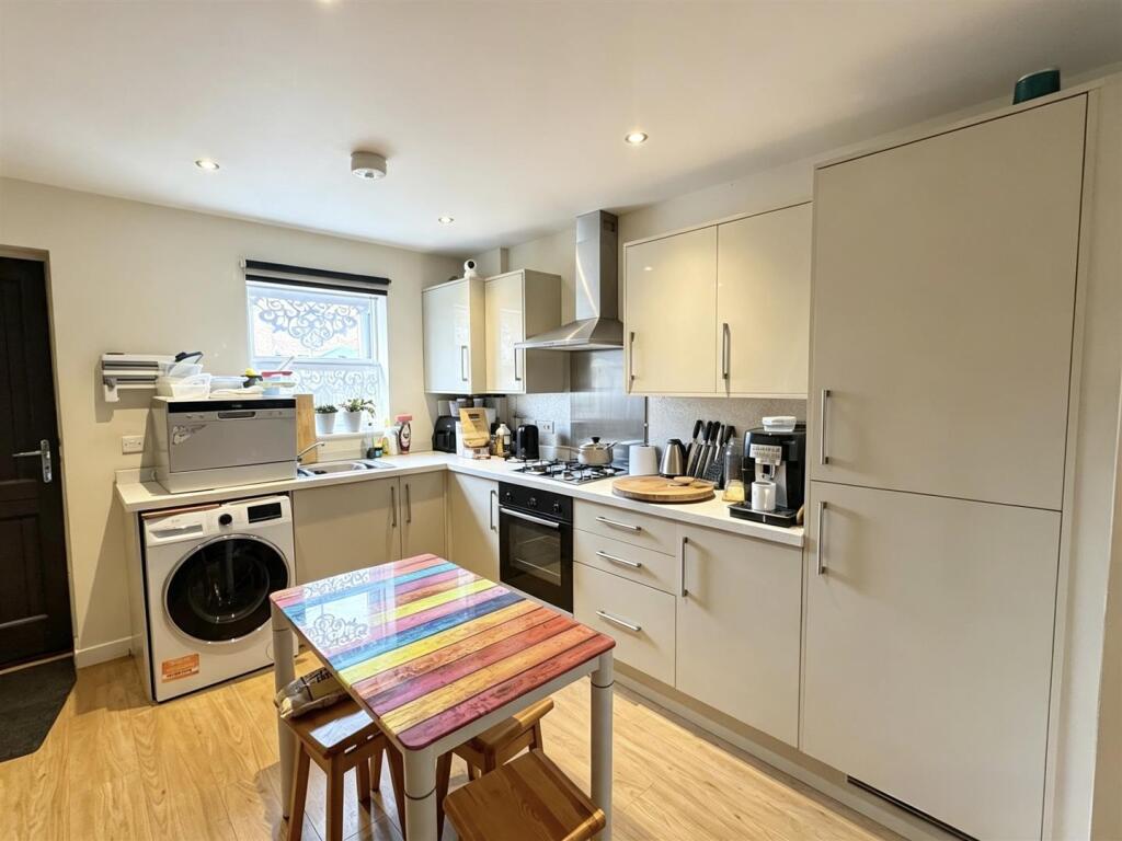 Riverview Terrace, Willow Walk, Spalding photo 2