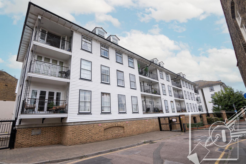 Main image of property: Commercial Place, Gravesend