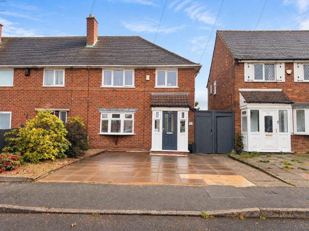 3-bed terraced on Queslett Road, Great Barr, Birmingham, B43 7DU, £280,000
