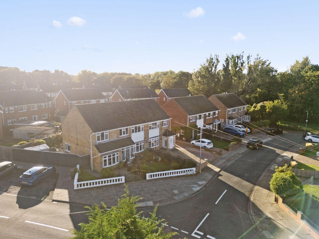 House in Grimsby, Little Coates, The Willows - View 2