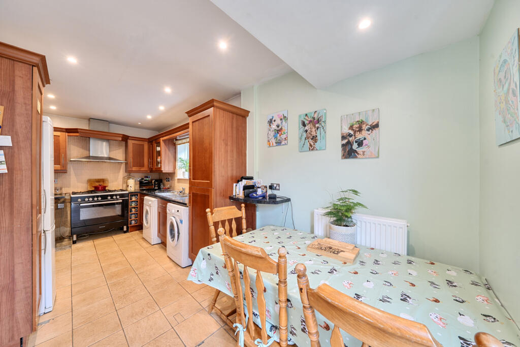 House in Three Rivers, Watford Rural - View 5