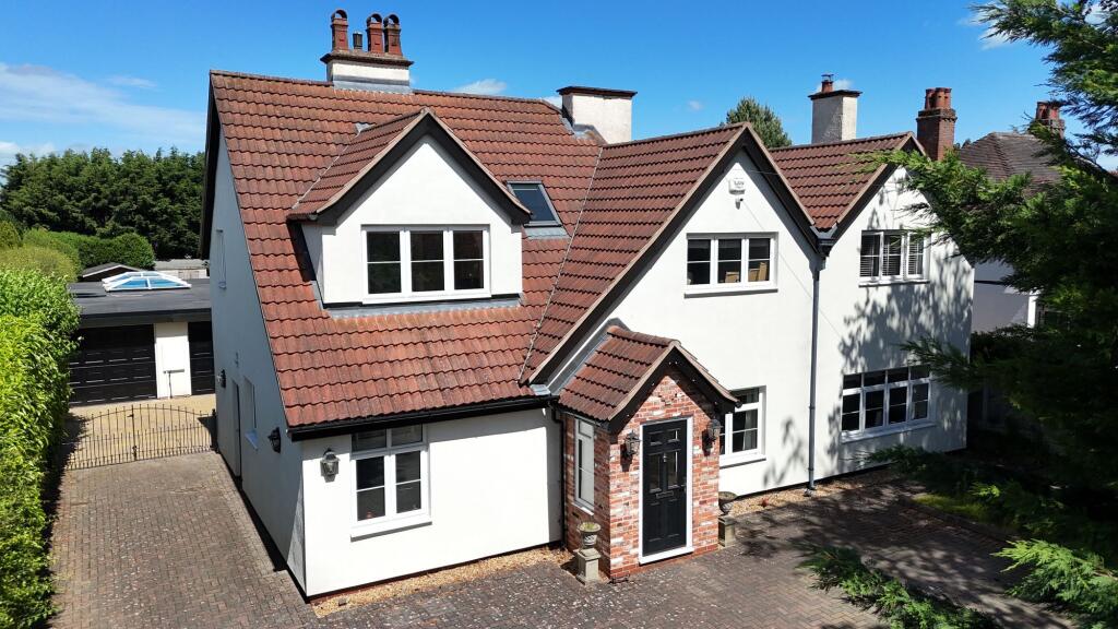 Main image of property: Weeping Cross, Stafford, ST17