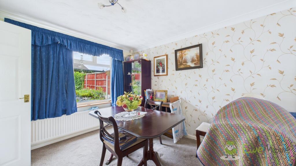 6 Raleigh Terrace, Doncaster photo 5