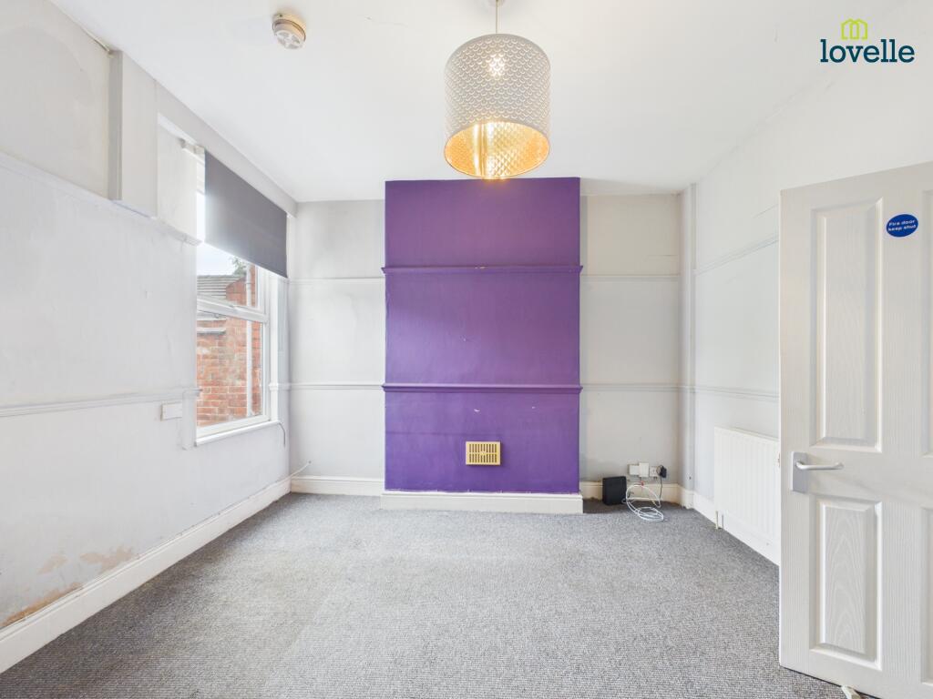 House in Lincoln, New Boultham - View 5
