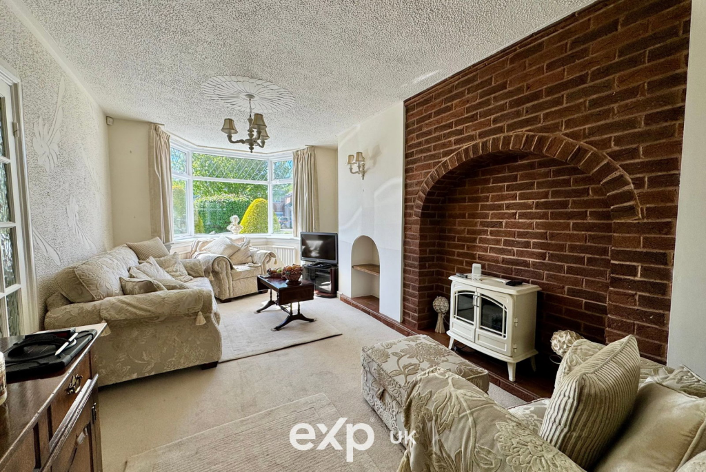 House in Solihull, Ulverley Green - View 3