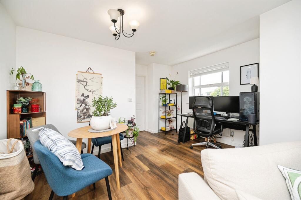 Apartment in Dudley, Dibdale, Shaver's End - More