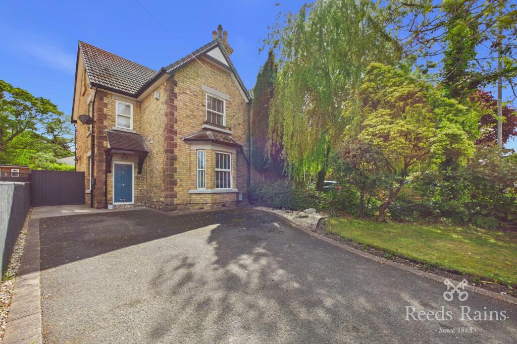 Main image of property: St. Helens Road, Eccleston Park, Prescot, Merseyside, L34
