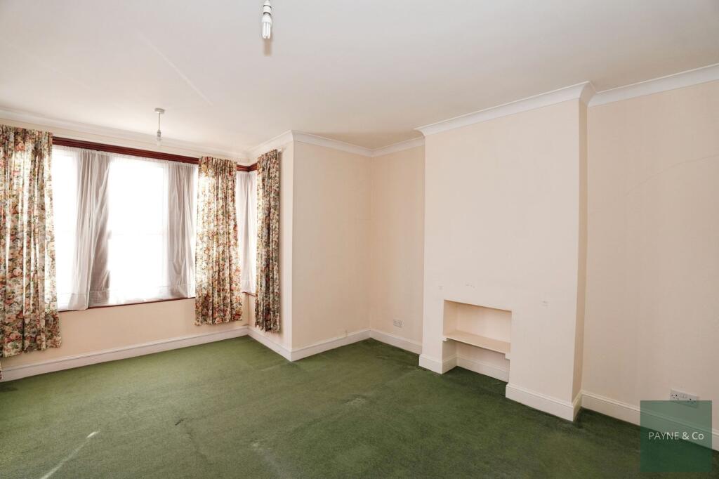House in London - View 5