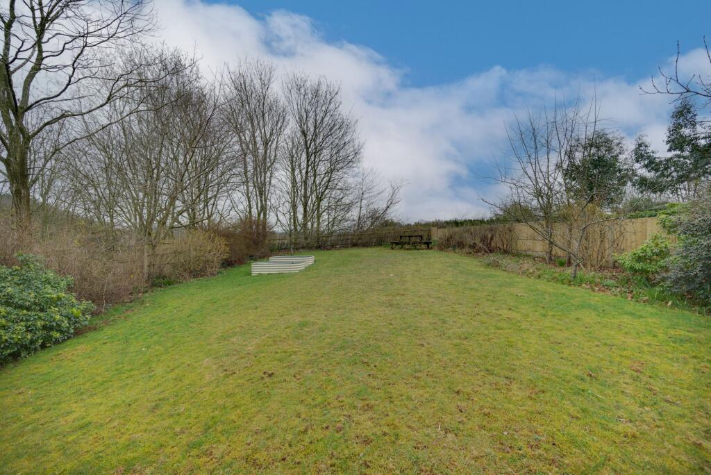 Newcastle Road, Congleton, CW12 - View 4