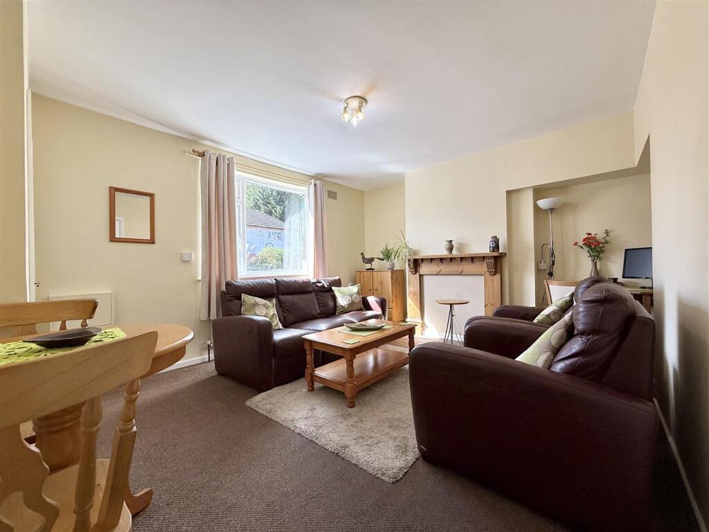 House in Charnwood, Shelthorpe - View 2