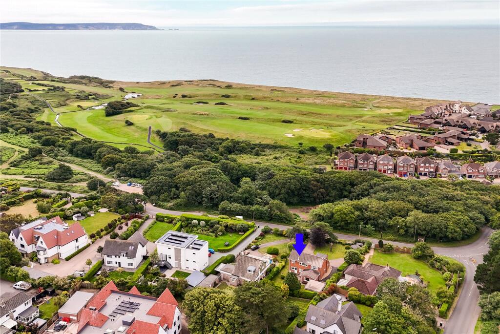 Main image of property: Barton Common Road, Barton On Sea, New Milton, Hampshire, BH25