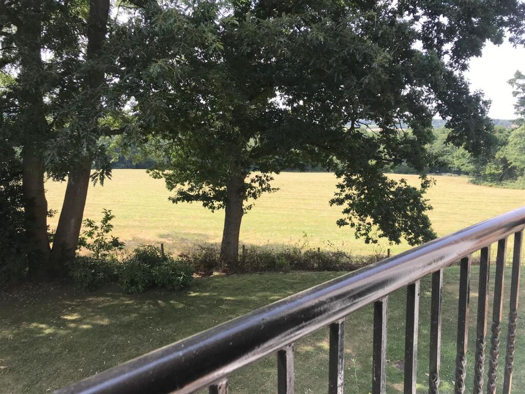 Apartment in Reading - View 5