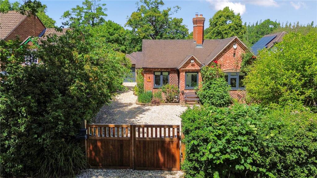 Main image of property: The Village, Finchampstead, Wokingham, Berkshire, RG40