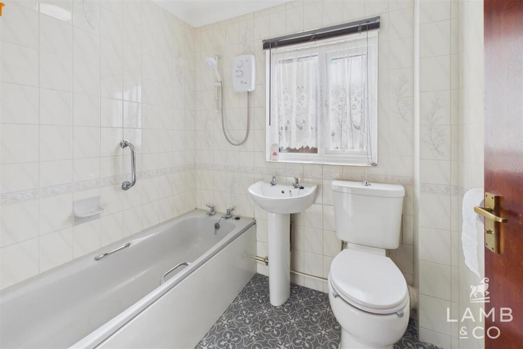 Apartment in Colchester - View 5