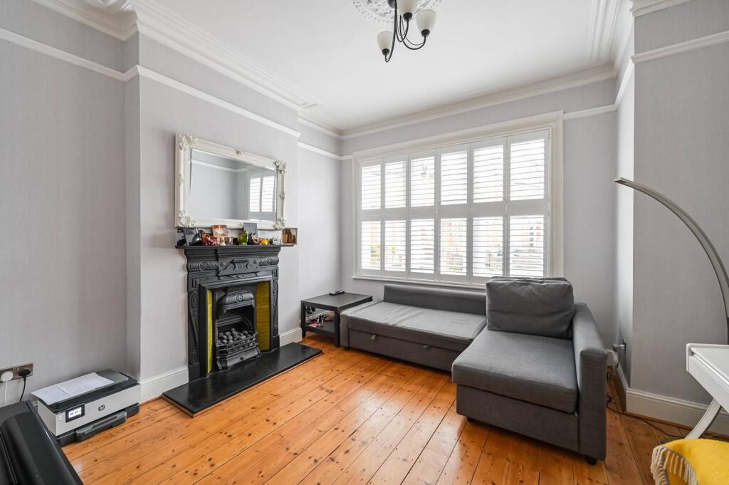 Main image of property: Milton Park, N6, Highgate, London, N6