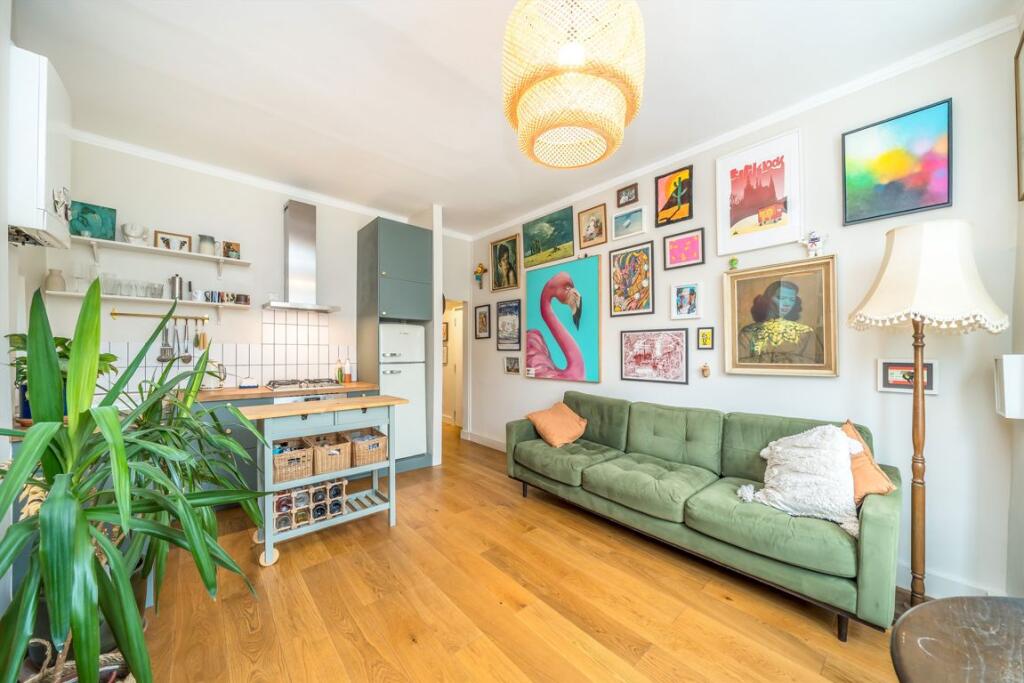Apartment in London - View 4