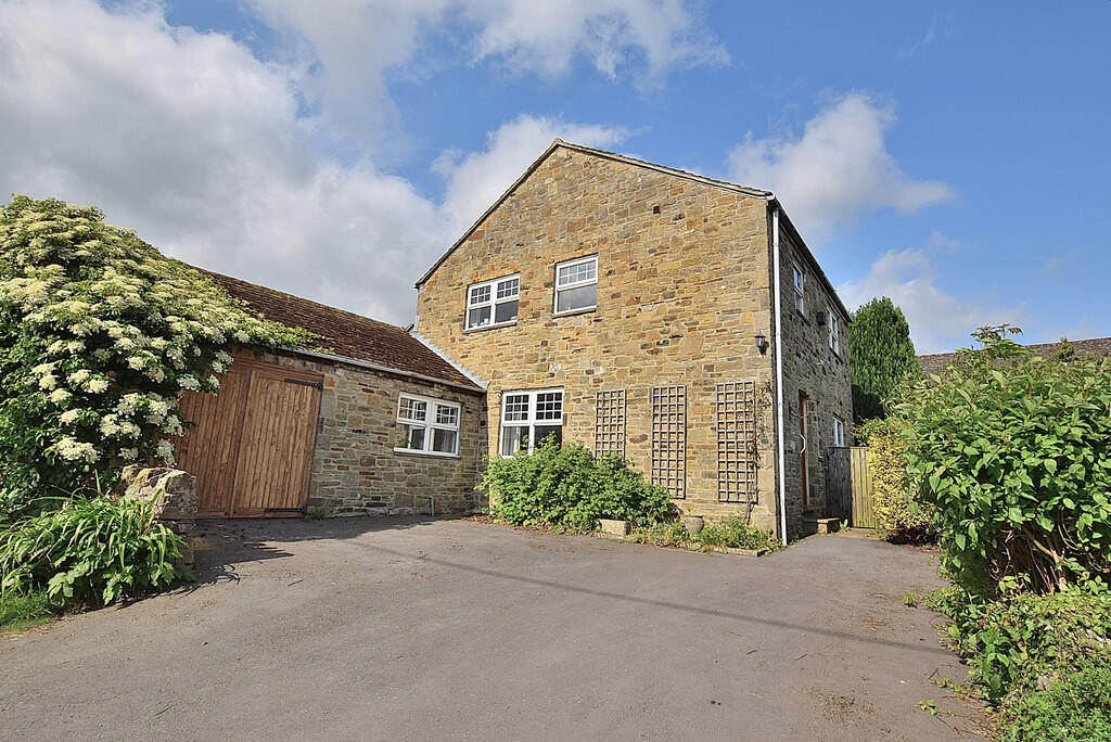 Main image of property: Old Smithy Green, Newsham