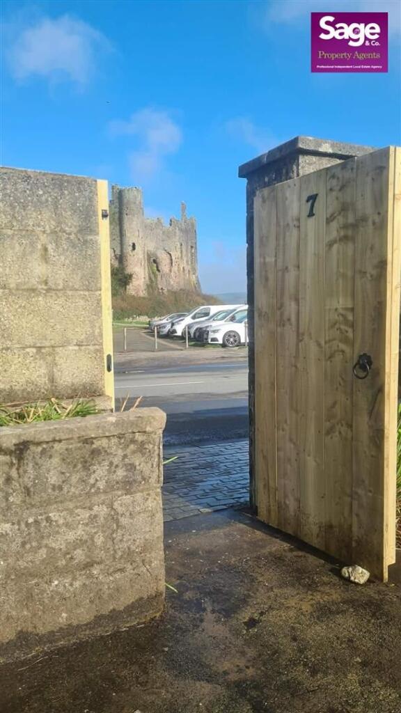 Main image of property: 7 Frogmore Street, Laugharne, Carmarthen, Dyfed, SA33 4SX