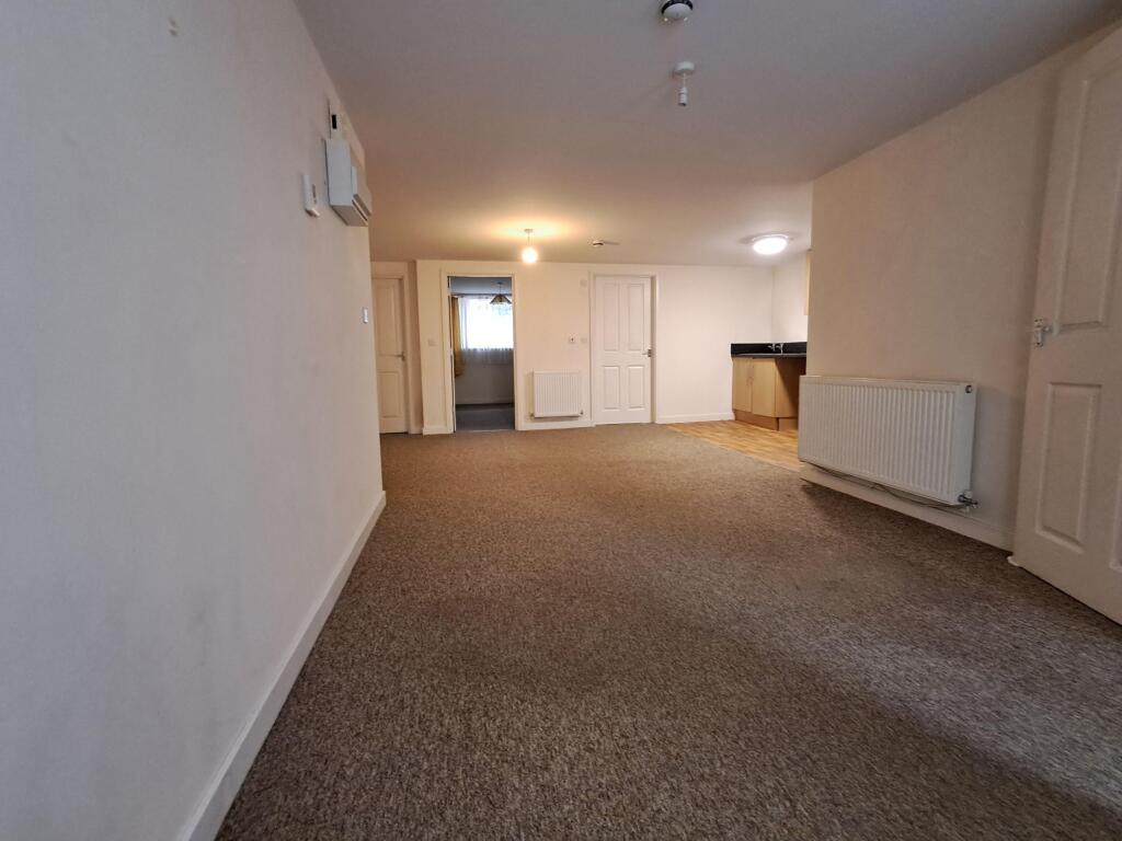 Apartment in Pembroke Dock, Pembrokeshire - View 5