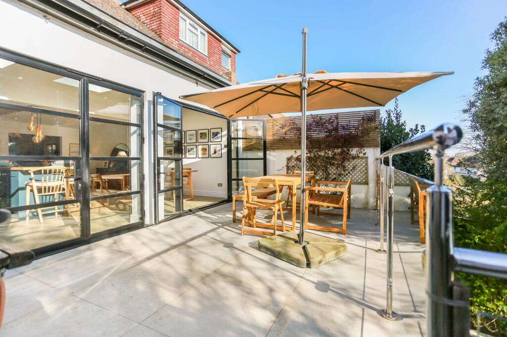 House in Hove, West Blatchington - More