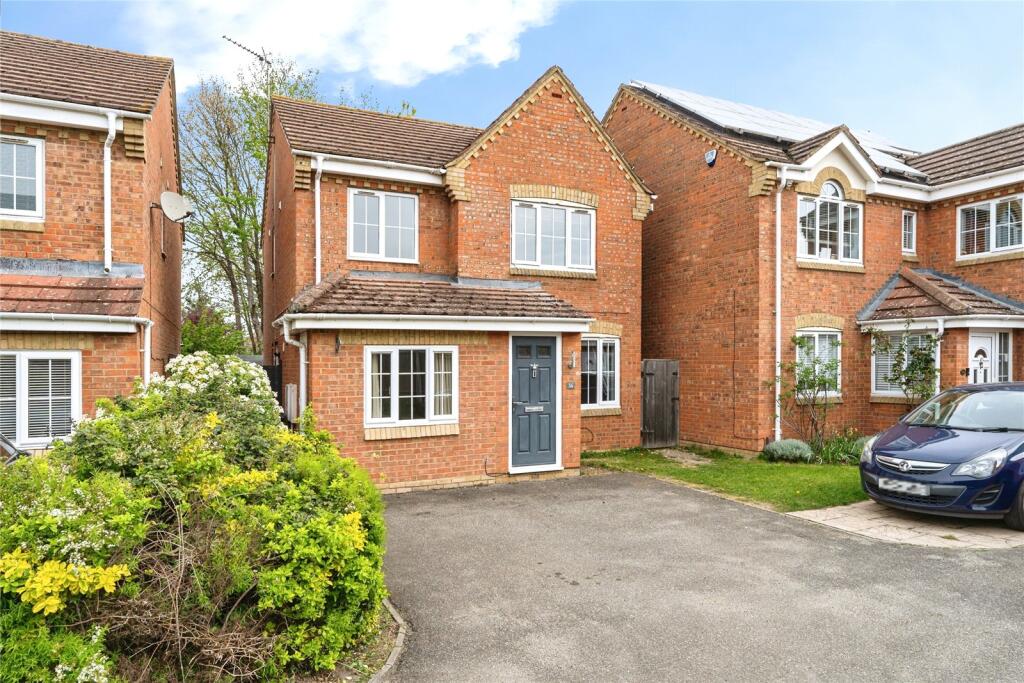 Main image of property: Weavers Field, Girton, Cambridge, Cambridgeshire, CB3