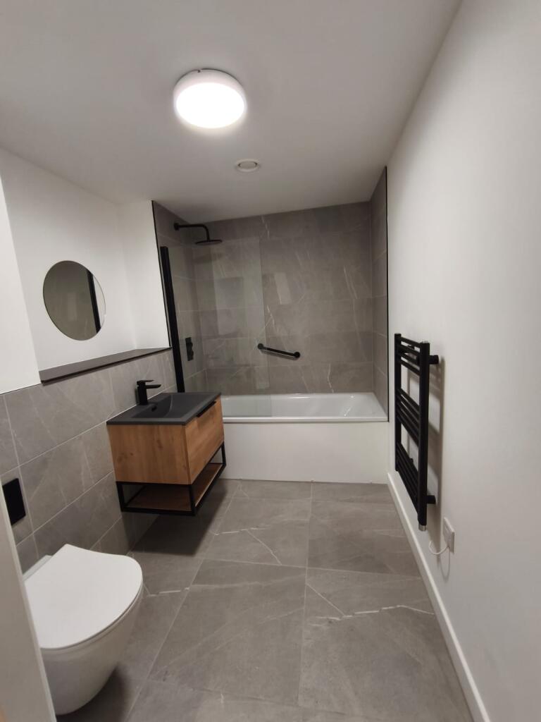 Apartment in Manchester - More