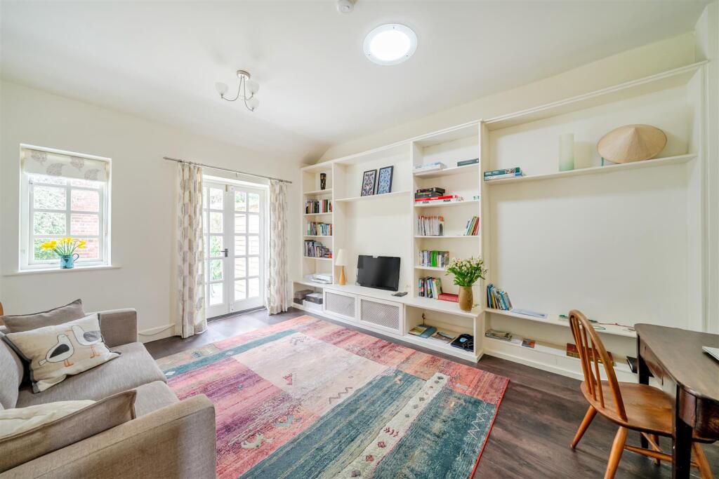 House in Bridport, Dorset - View 5