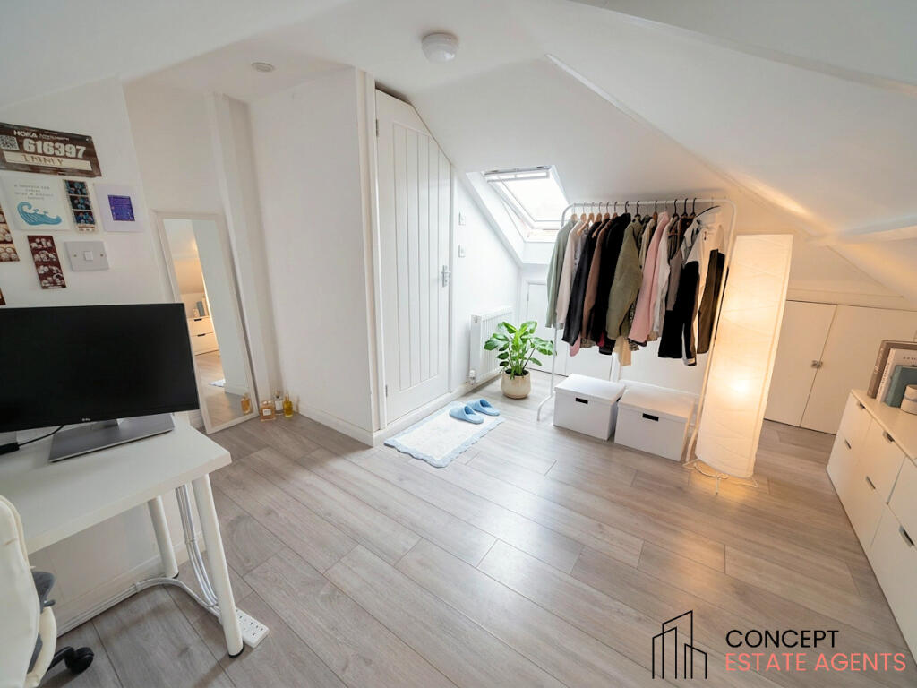 Apartment in London - View 4