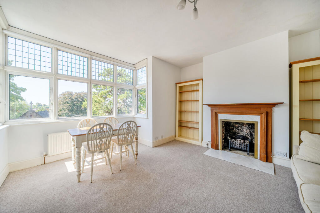 Apartment in Guildford, Charlotteville - View 2