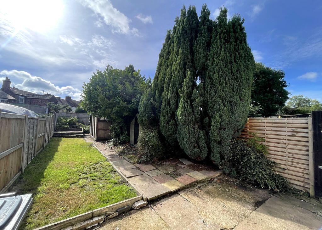 House in Staffordshire Moorlands, Biddulph - View 3