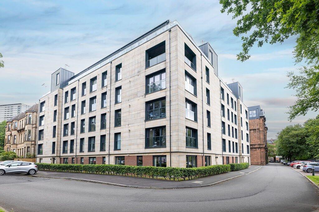 Main image of property: Broomhill Avenue, Thornwood, Glasgow, G11