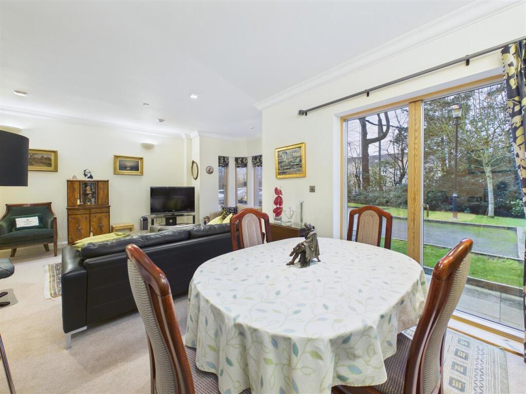 Braemore, 268 Ecclesall Road South, Sheffield photo 3