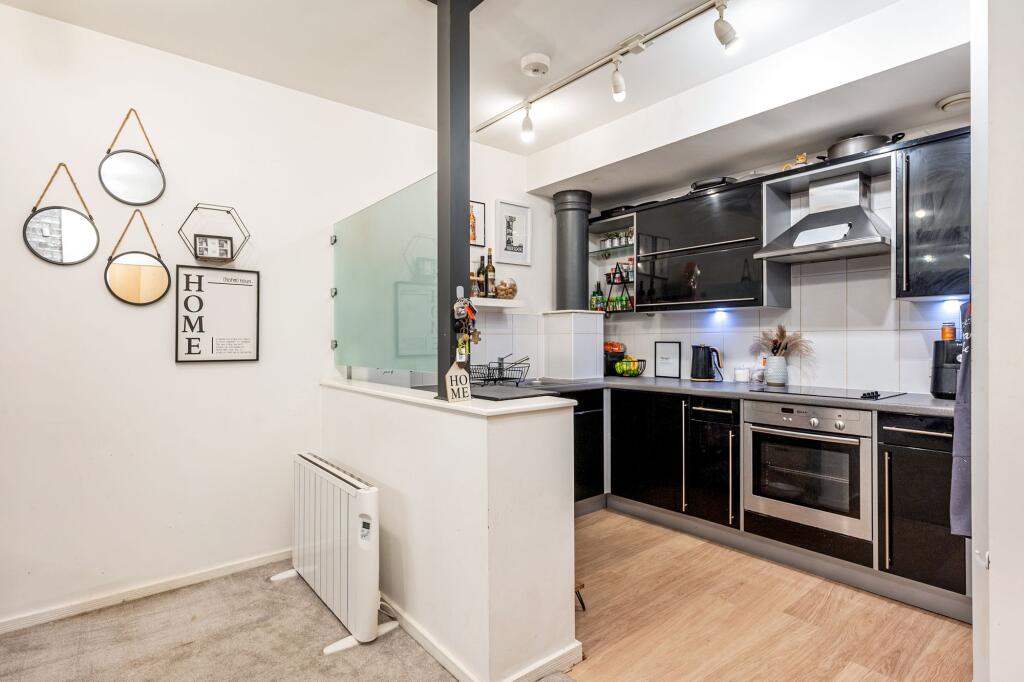 Apartment in Bolton, Greater Manchester - More