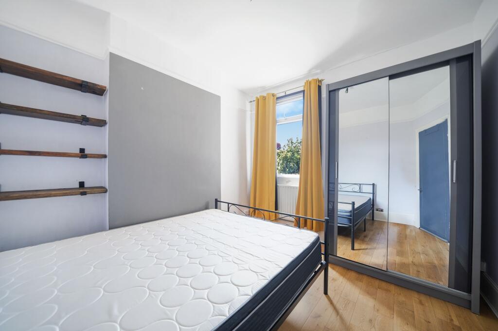 Apartment in London, Thornton Heath - View 5