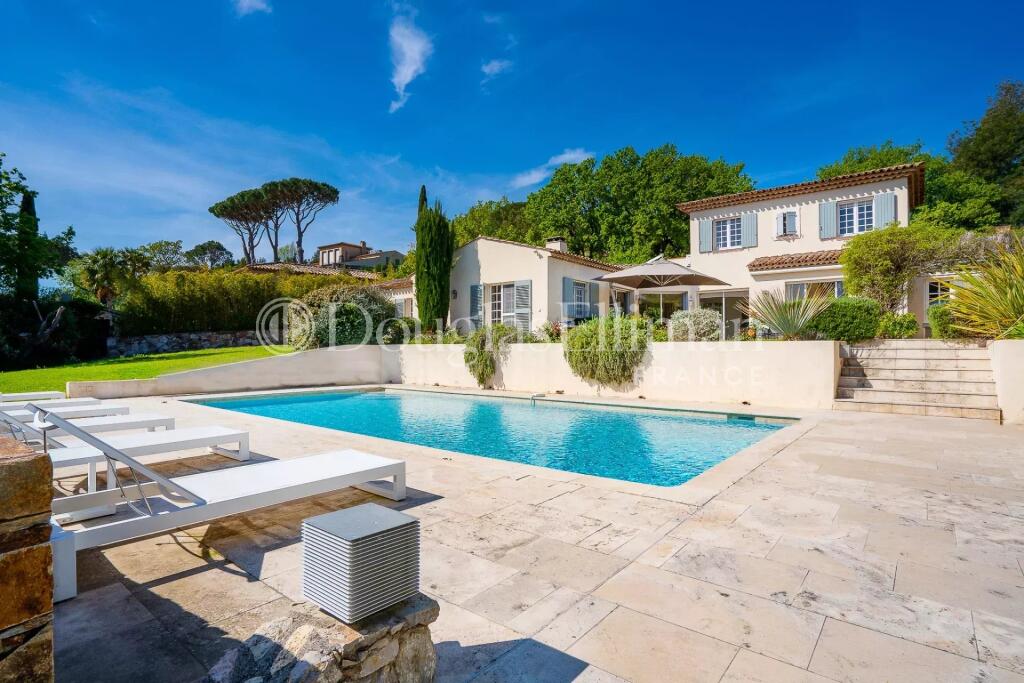 Main image of property: Provence-Alps-Cote d`Azur, Var, Grimaud