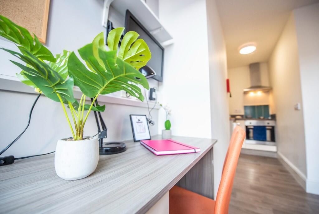 Apartment in Nottingham - More