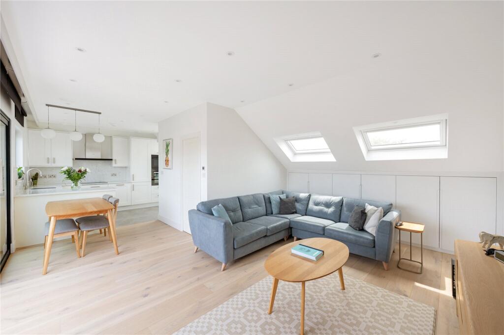 Main image of property: Badminton Road, Nightingale Triangle, SW12