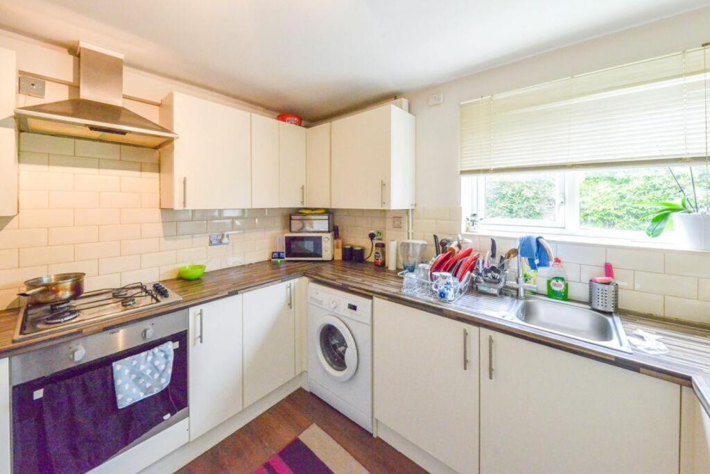 Heronswood Road, Welwyn Garden City, AL7 - View 3