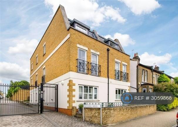 Apartment in London - View 5