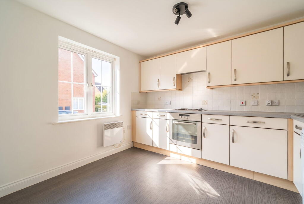 Innisfree Close, Wythall photo 4