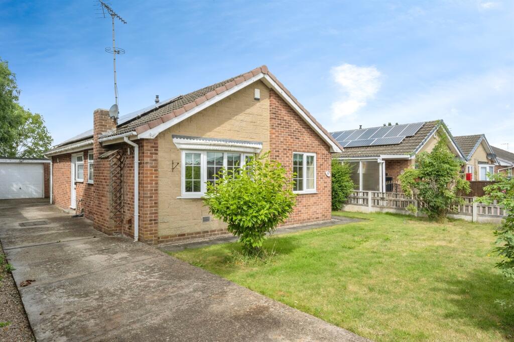 3-bed detached on Malvern Close, Thorne, Doncaster, £200,000