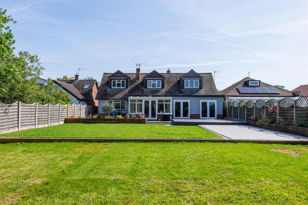 House in Rushden, North Northamptonshire - View 4